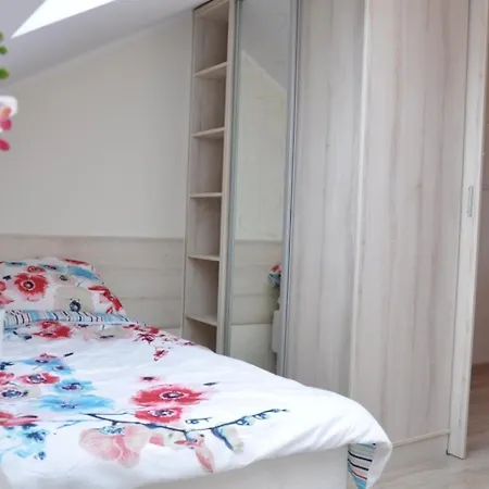 Magellan Przy Plazy Apartment